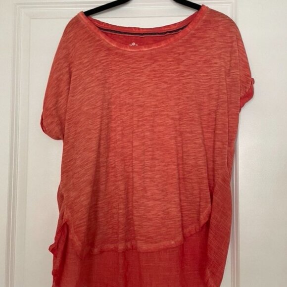 Pilcro Washed Tee in Coral from Anthropologie - Size M - Picture 4 of 5